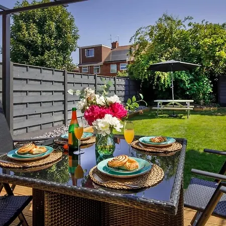 度假居 The Dodsworth Modern 4 Bedroom House, Sleeps 8