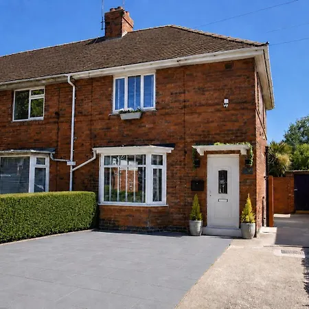 Holiday home The Dodsworth Modern 4 Bedroom House, Sleeps 8