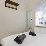 Casa de Férias The Dodsworth Modern 4 Bedroom House, Sleeps 8 York