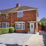 The Dodsworth Modern 4 Bedroom House, Sleeps 8 Casa de Férias York